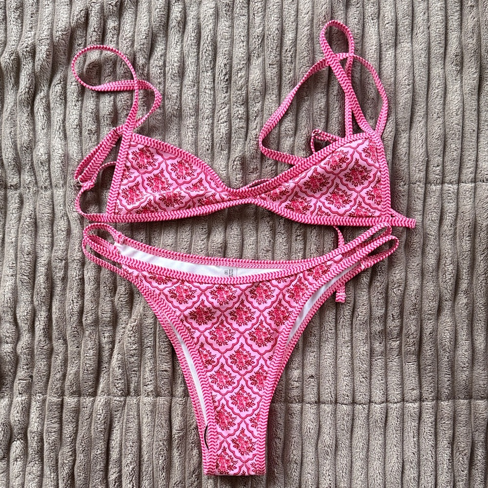 SHEIN Pink and White Patterned Bikini Set
